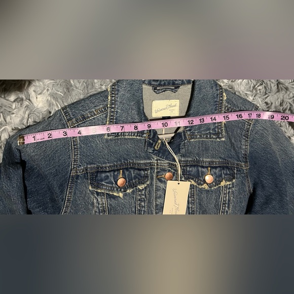 Universal Thread Jean jacket size XS - Picture 5 of 6